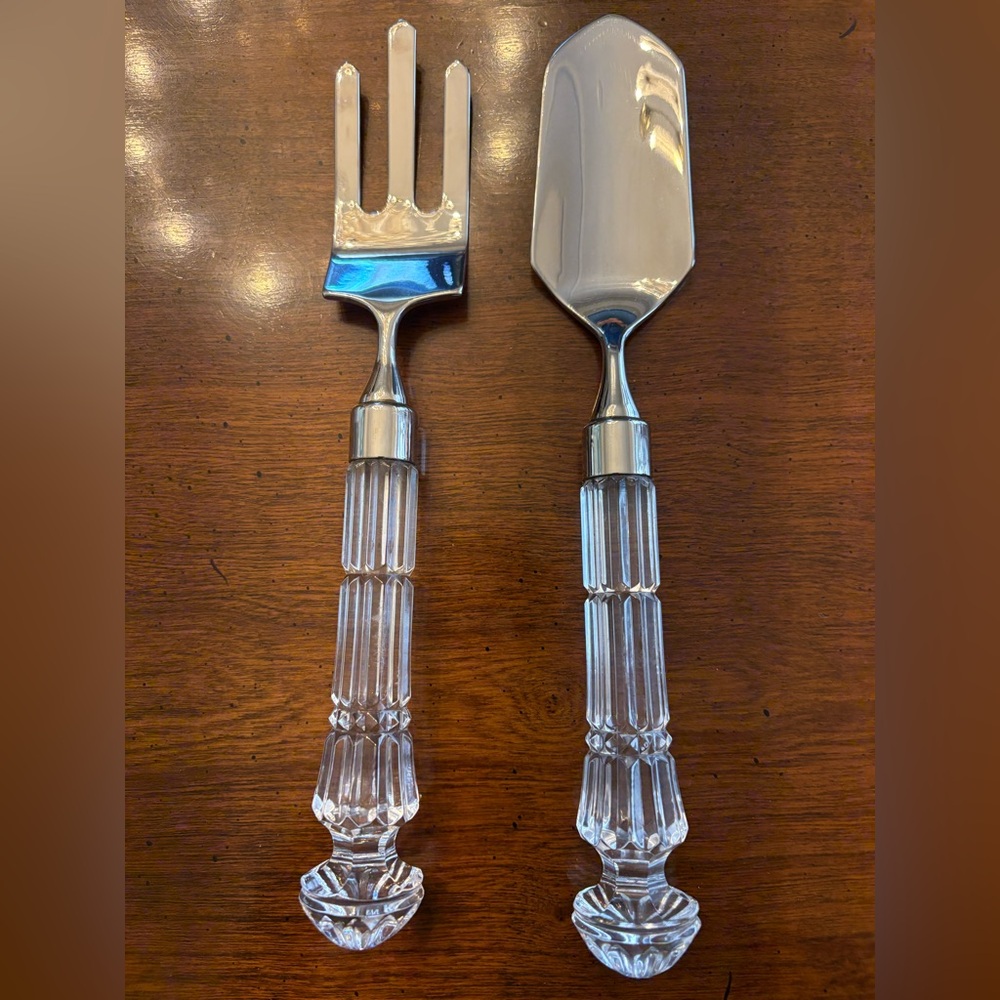 Elegant Silver and crystal handled serving Set